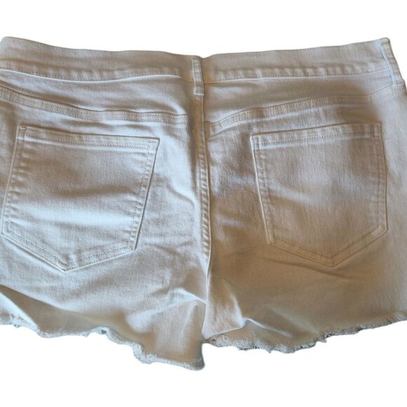 Old Navy White Denim Shorts - Picture 2 of 3